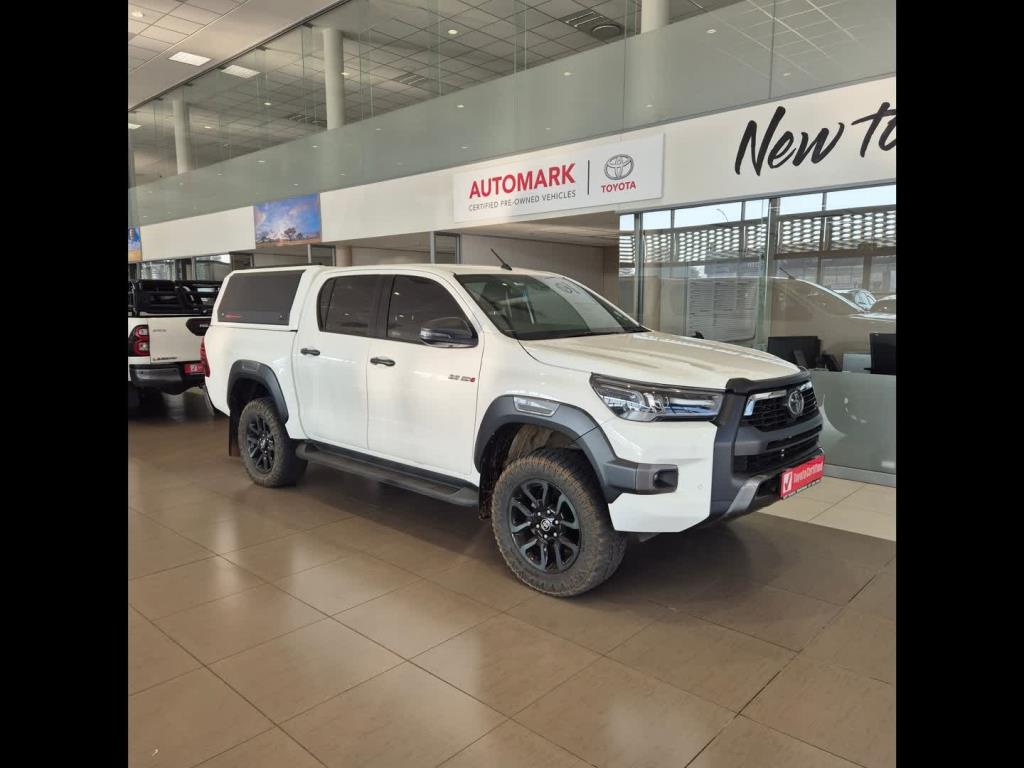 2023 Toyota Hilux 2.8GD-6 Double Cab 4x4 Legend Auto for sale