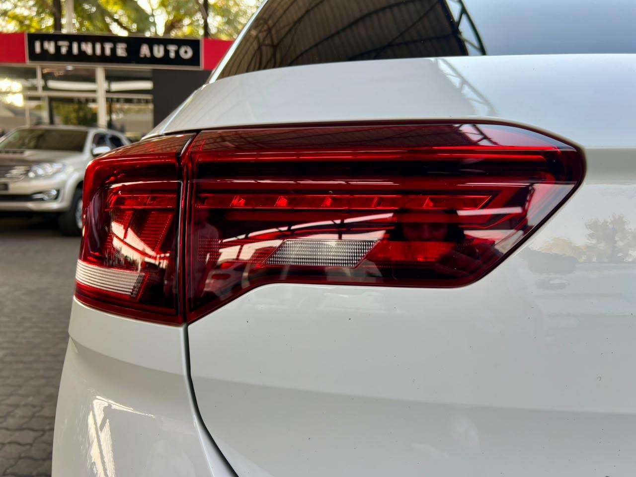 Volkswagen T-Roc 2.0TSI 140kW 4Motion R-Line Infinite Auto Gezina