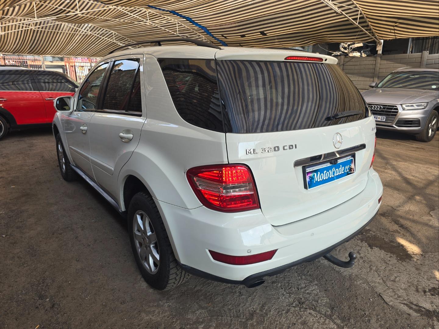 Mercedes-Benz ML ML320CDI Motorcade CC
