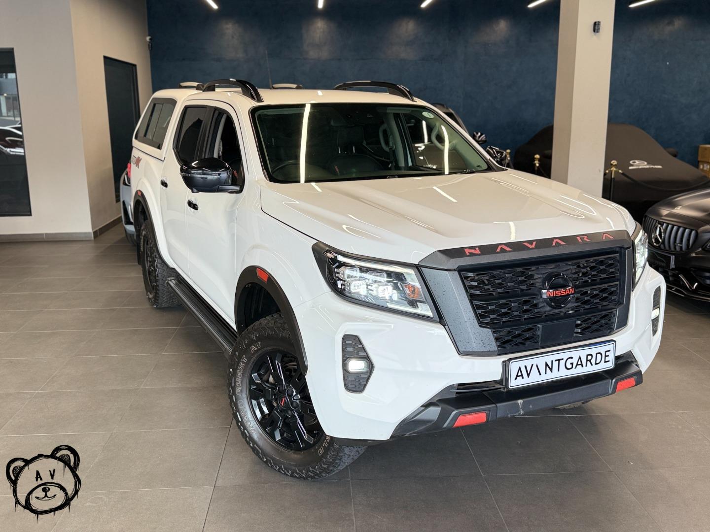Nissan Navara 2.5DDTi Double Cab PRO-4X 4x4 Avantgarde