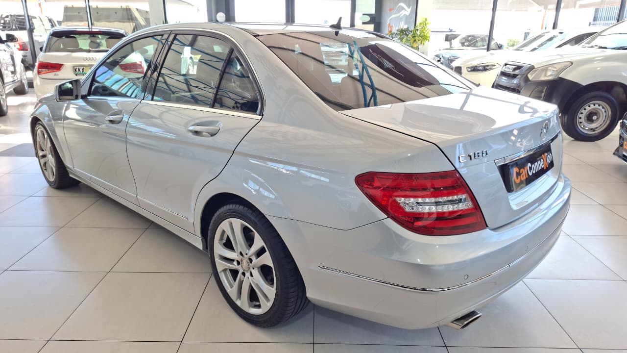 Mercedes-Benz C-Class C180 Avantgarde Auto Car Connexion