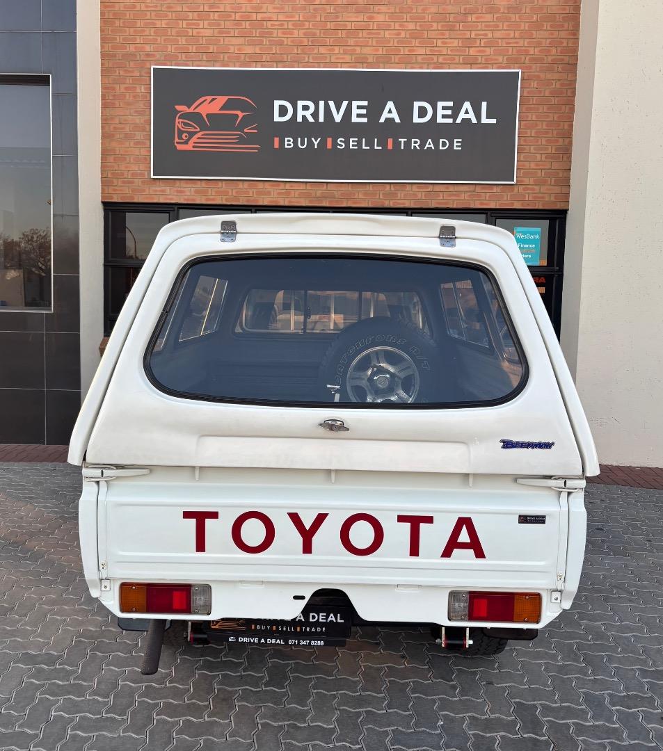Toyota Land Cruiser 70 4.2D Drive A Deal