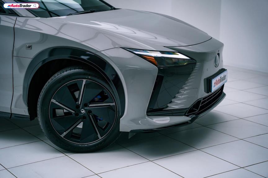 Lexus RZ 550e Direct4 F-Sport 2026