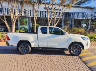 2025 Toyota Hilux 2.4GD-6 Xtra Cab Raider Manual for sale