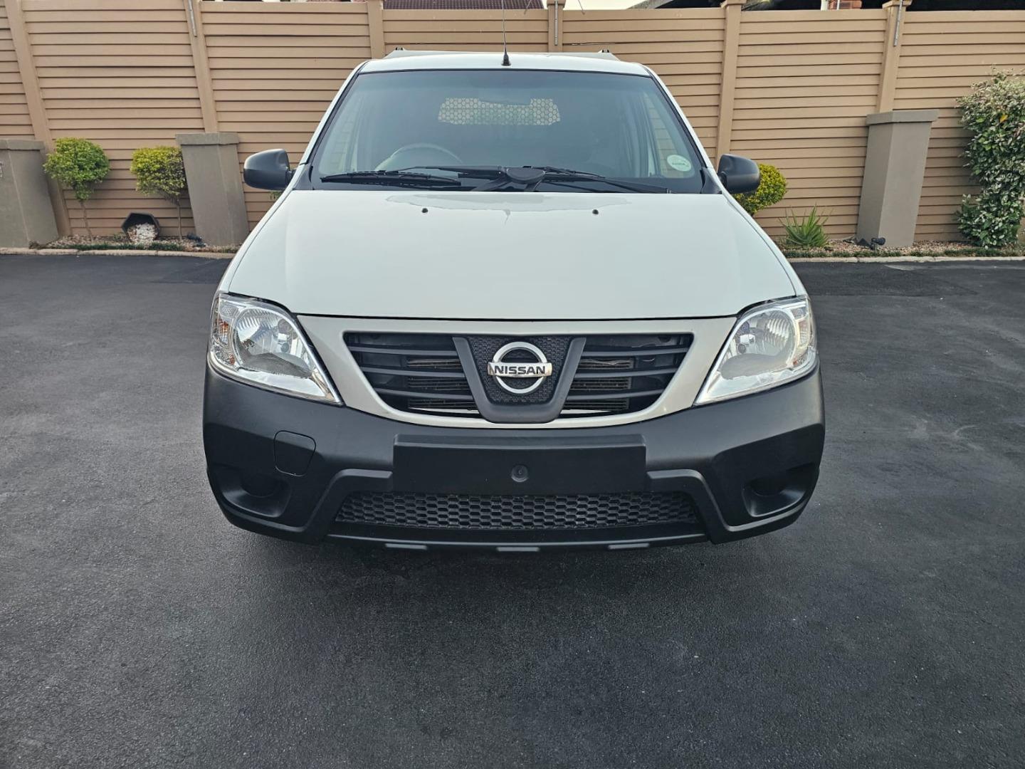 Nissan NP200 1.6i (Aircon) Safety Pack Auto Deal SA