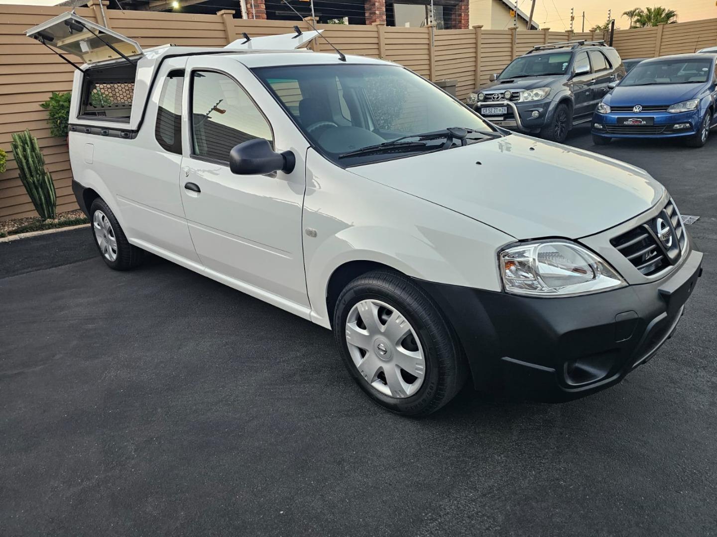 Nissan NP200 1.6i (Aircon) Safety Pack Auto Deal SA