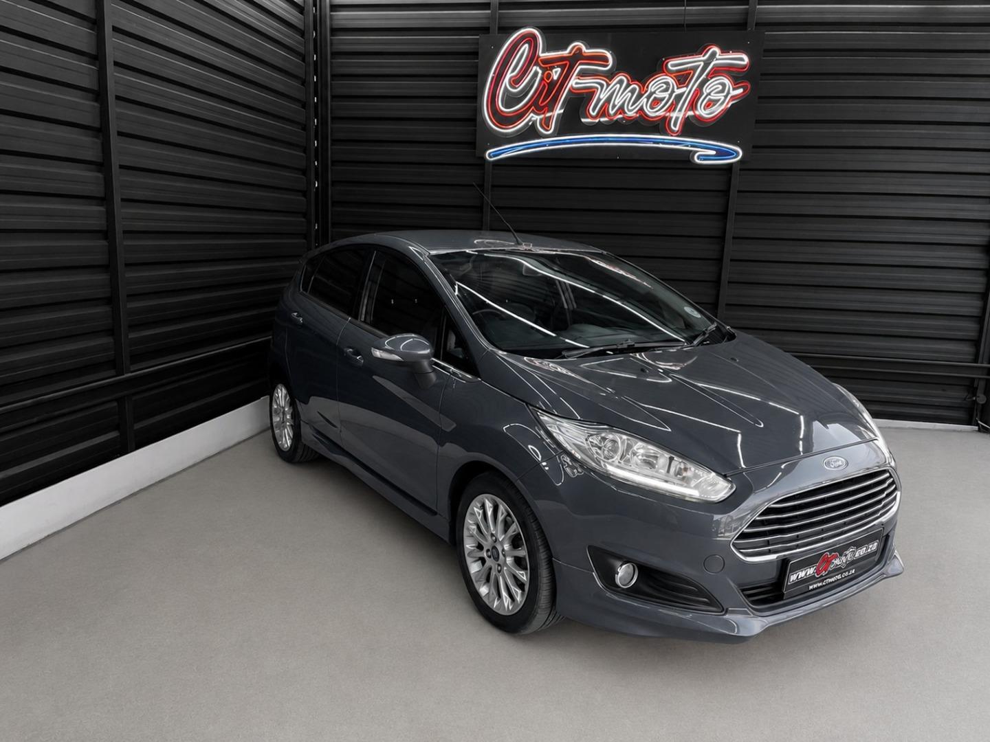 Ford Fiesta 5-Door 1.0T Titanium CITMoto