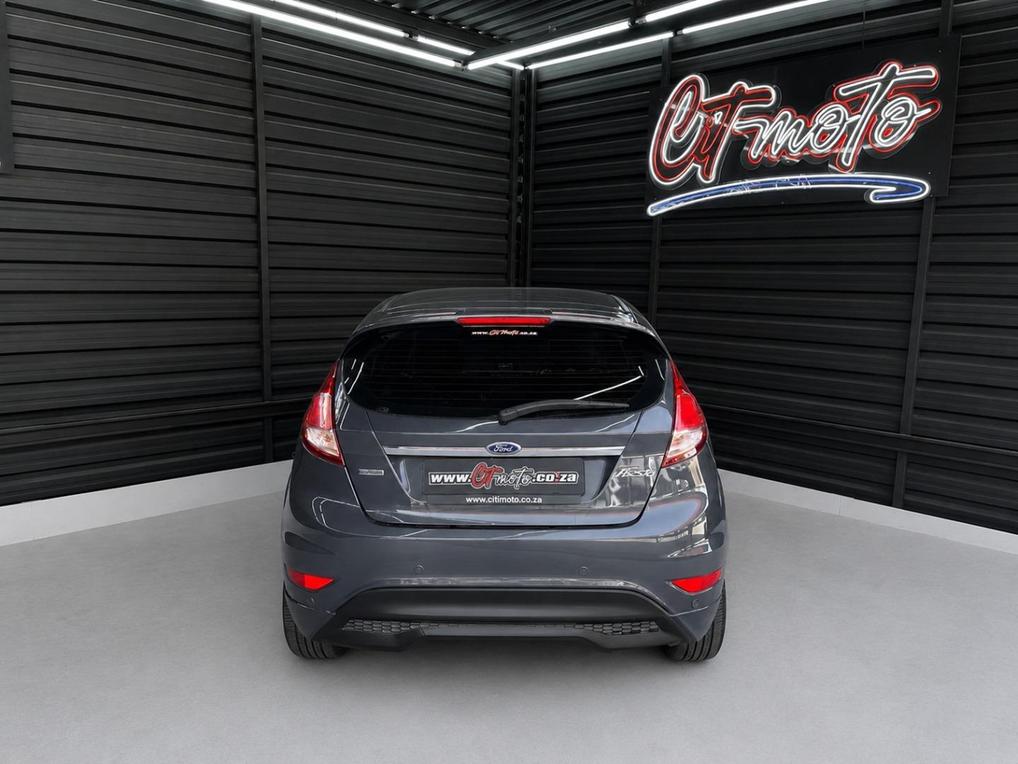 Ford Fiesta 5-Door 1.0T Titanium CITMoto