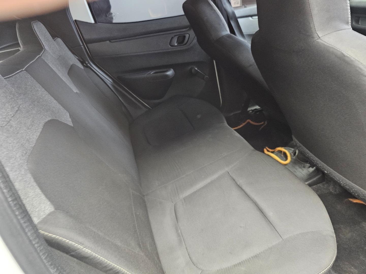 Renault Kwid 1.0 Expression Docrat Group