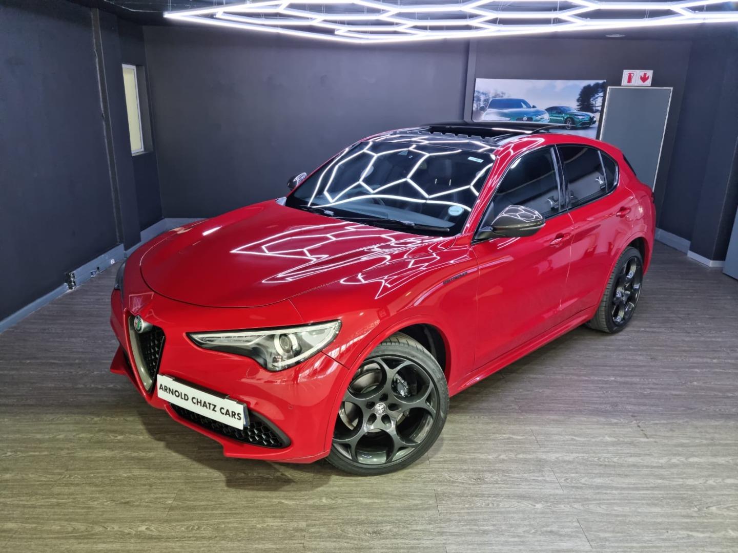 Alfa Romeo Stelvio 2.0T Veloce Q4 Arnold Chatz Cars
