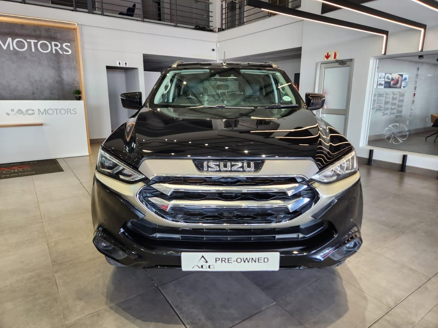 2022 Isuzu mu-X