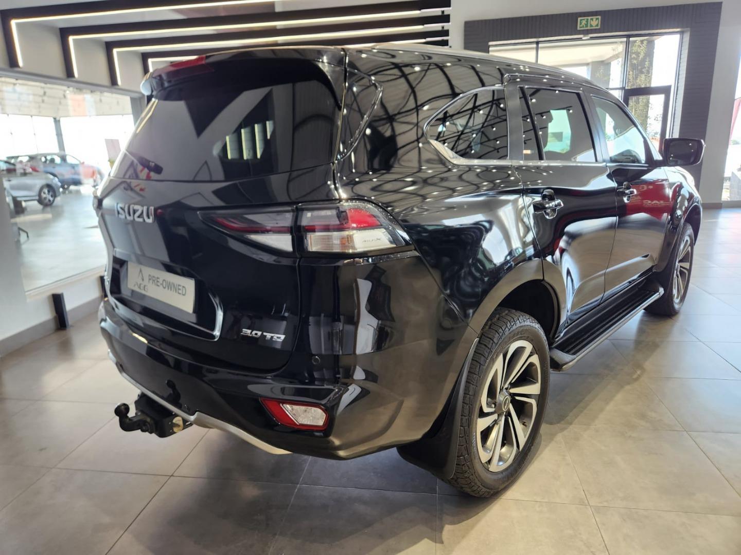 2022 Isuzu mu-X