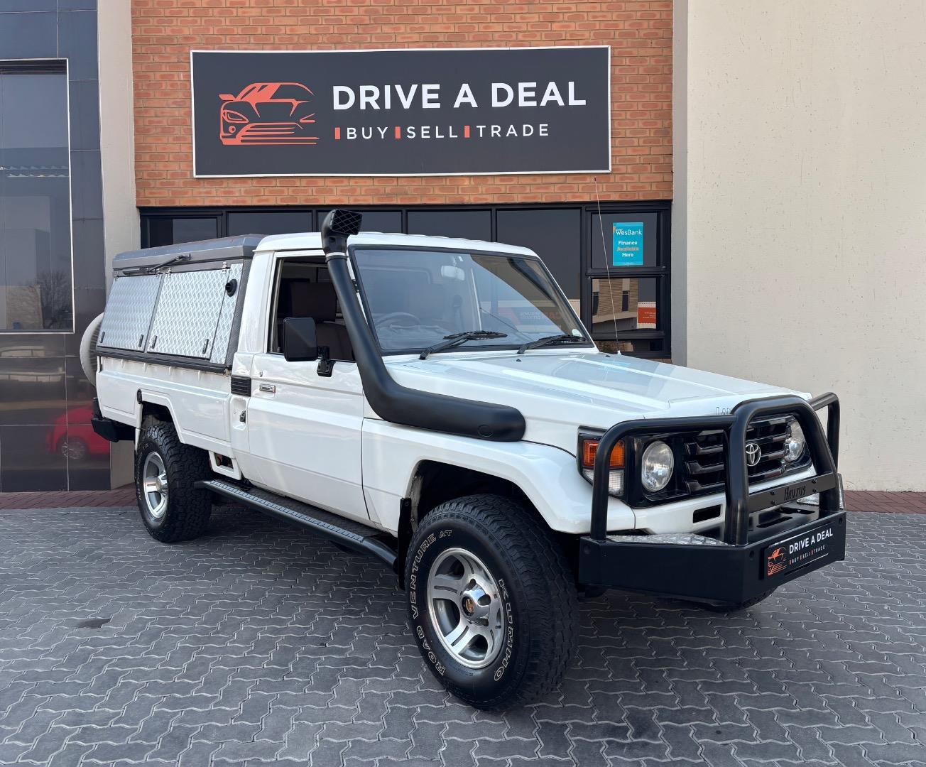 Toyota Land Cruiser 70 4.2D Drive A Deal