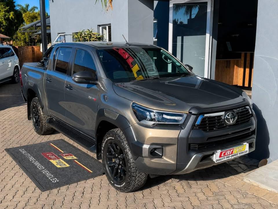 2022 Toyota Hilux 2.8GD-6 Double Cab Legend Auto for sale