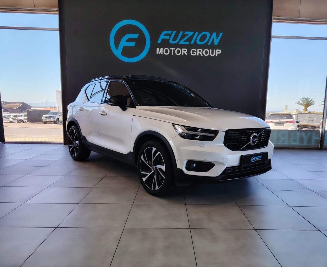 Volvo XC40 D4 AWD R-Design Fuzion Pre-owned West Coast