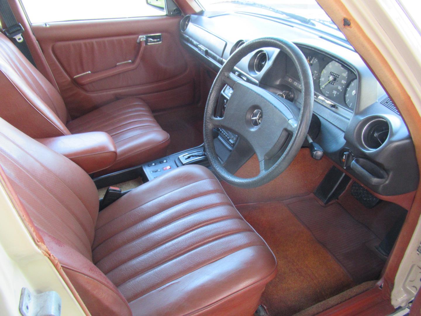 Mercedes-Benz E-Class 230 TE (W123) Faiz Motors CC