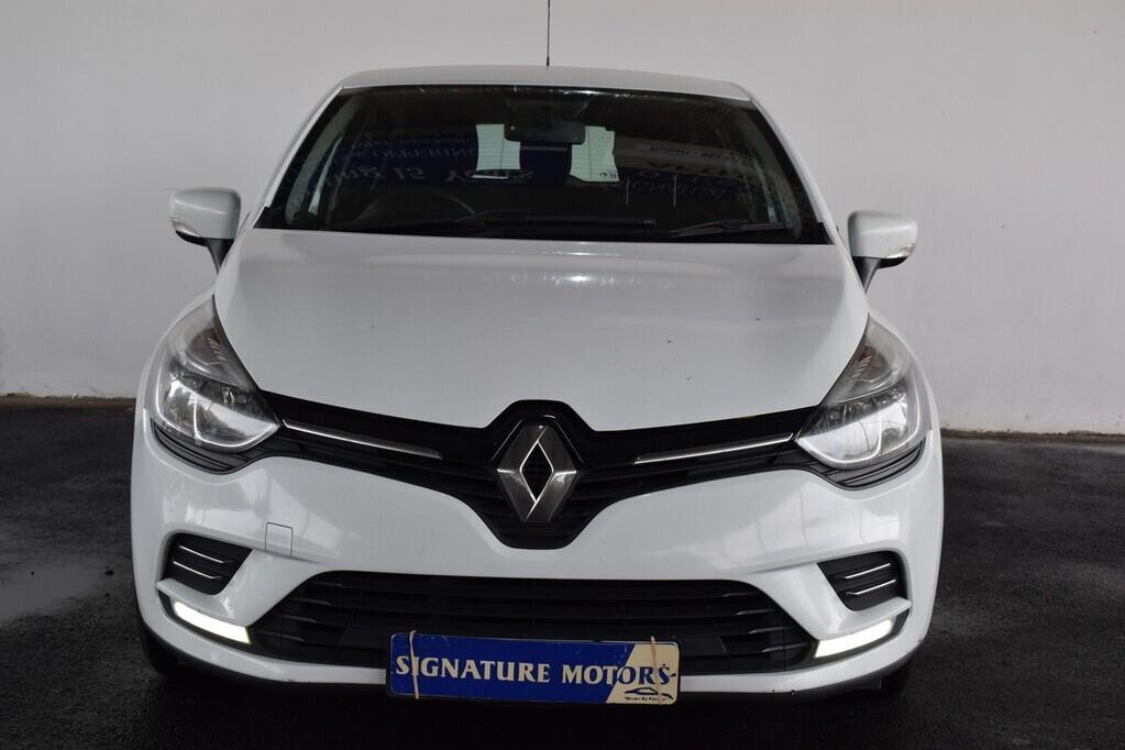 Renault Clio 66kW Turbo Authentique Signature Motors
