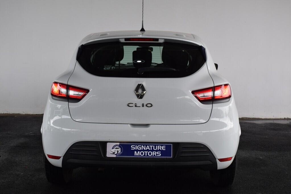 Renault Clio 66kW Turbo Authentique Signature Motors