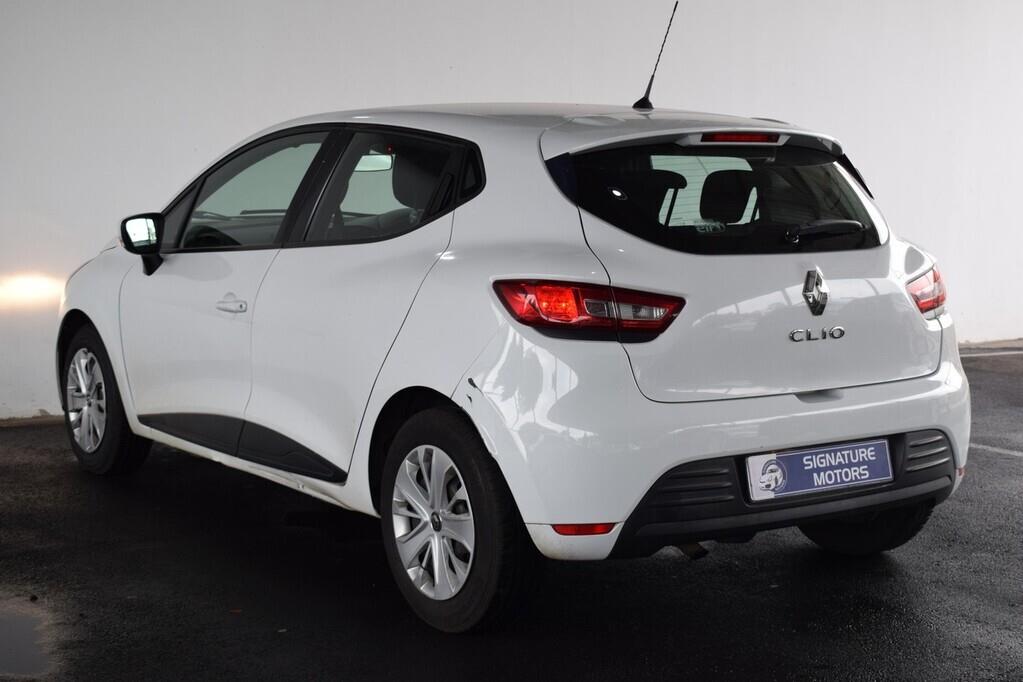 Renault Clio 66kW Turbo Authentique Signature Motors
