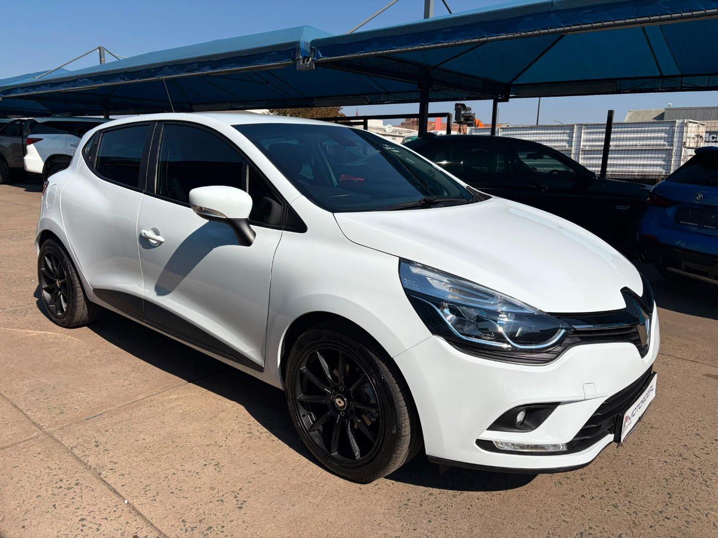 Renault Clio 66kW Turbo Authentique Motordeal Prestige