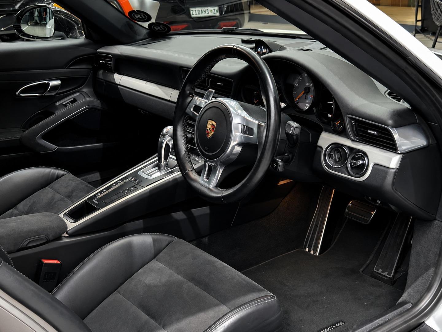 Porsche 911 GT3 Auto Autoemotive
