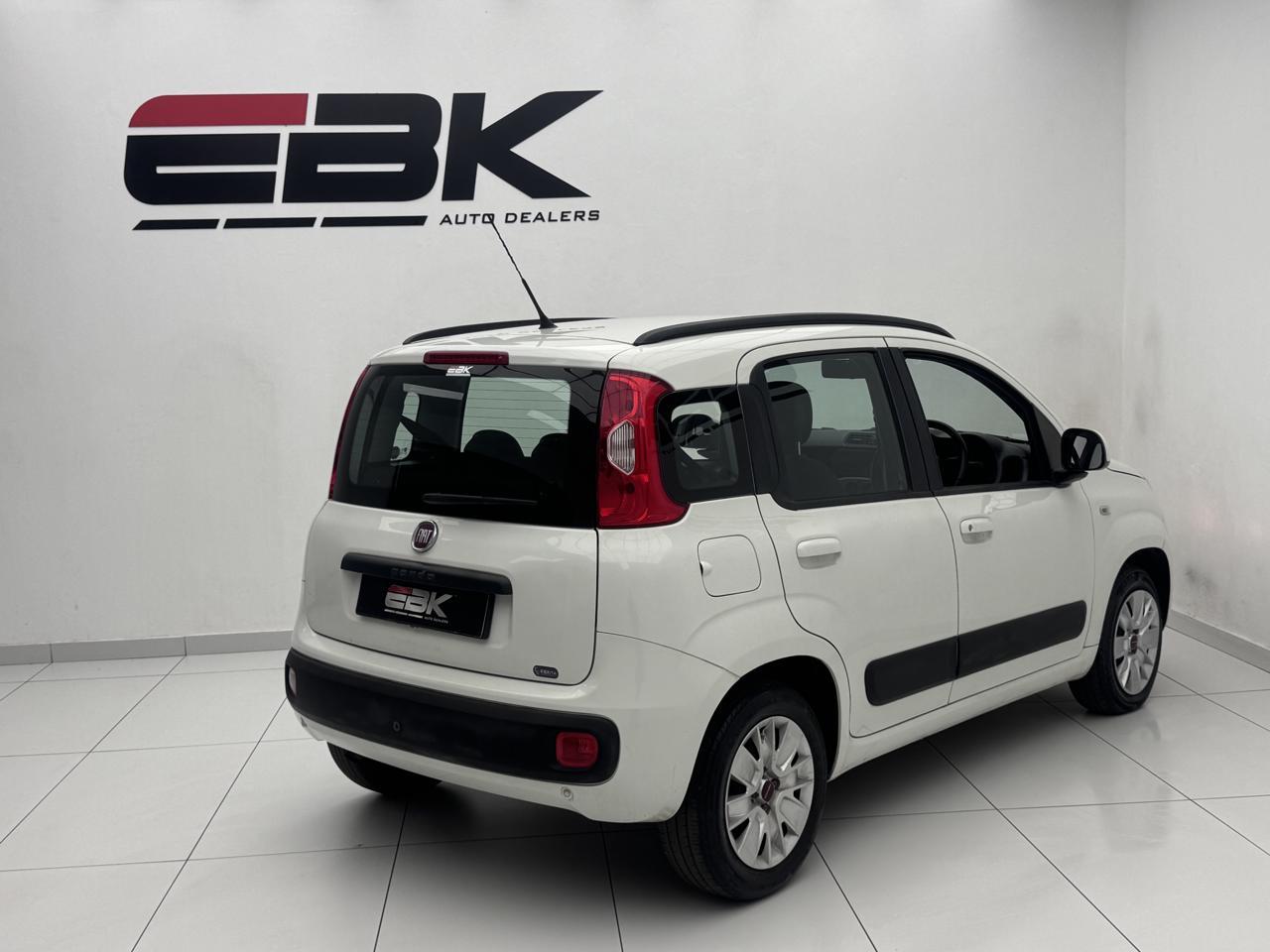 Fiat Panda 0.9 TwinAir Lounge EBK Diagonal Street