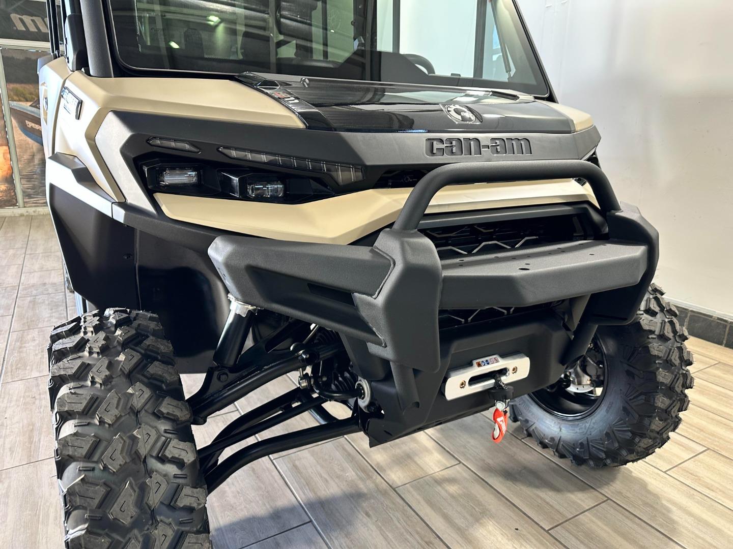 Can-Am Defender MAX Limited HD11 Side-by-side BikeworldSA