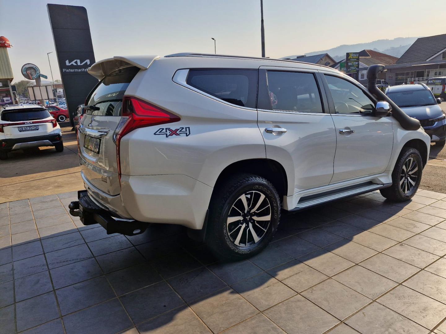 Mitsubishi Pajero Sport 2.4 D4 Mahindra/kia/mitsubishi Pietermaritzburg