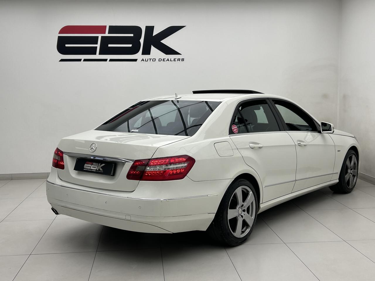 Mercedes-Benz E-Class E200CGI Avantgarde Ebk Auto Dealers LA Rochelle