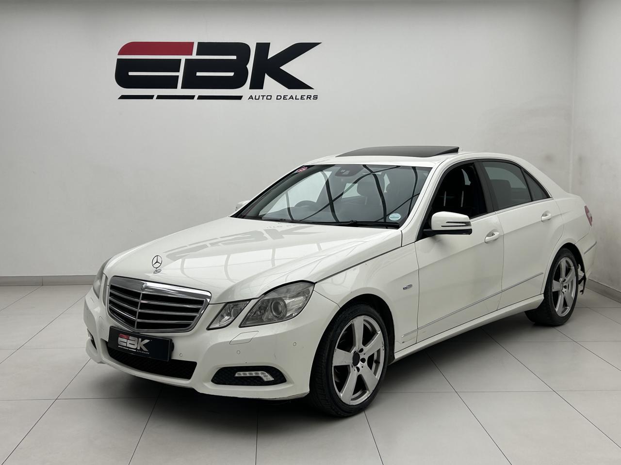 Mercedes-Benz E-Class E200CGI Avantgarde Ebk Auto Dealers LA Rochelle