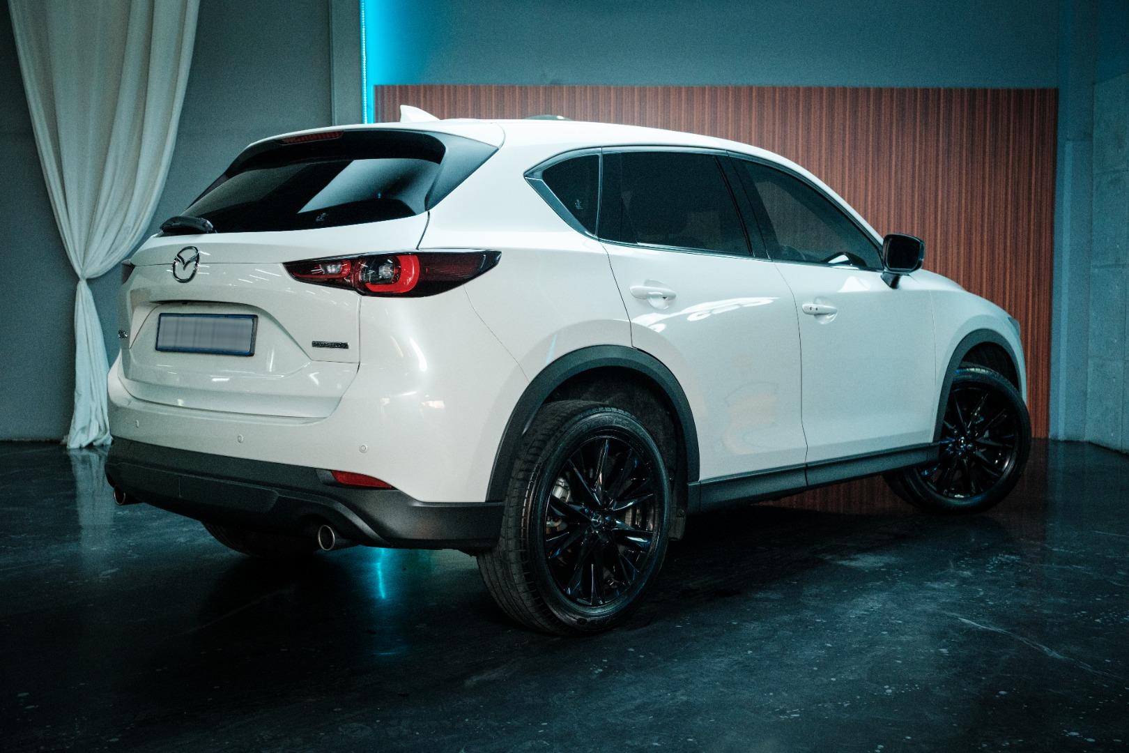 Mazda CX-5 2.0 Carbon Edition Mad Cars