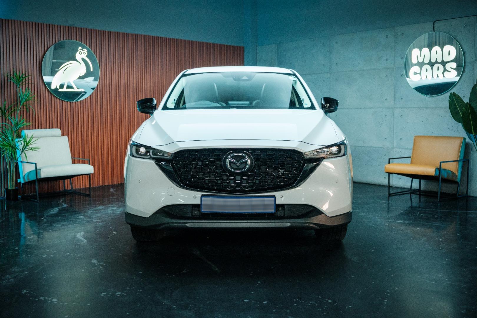 Mazda CX-5 2.0 Carbon Edition Mad Cars