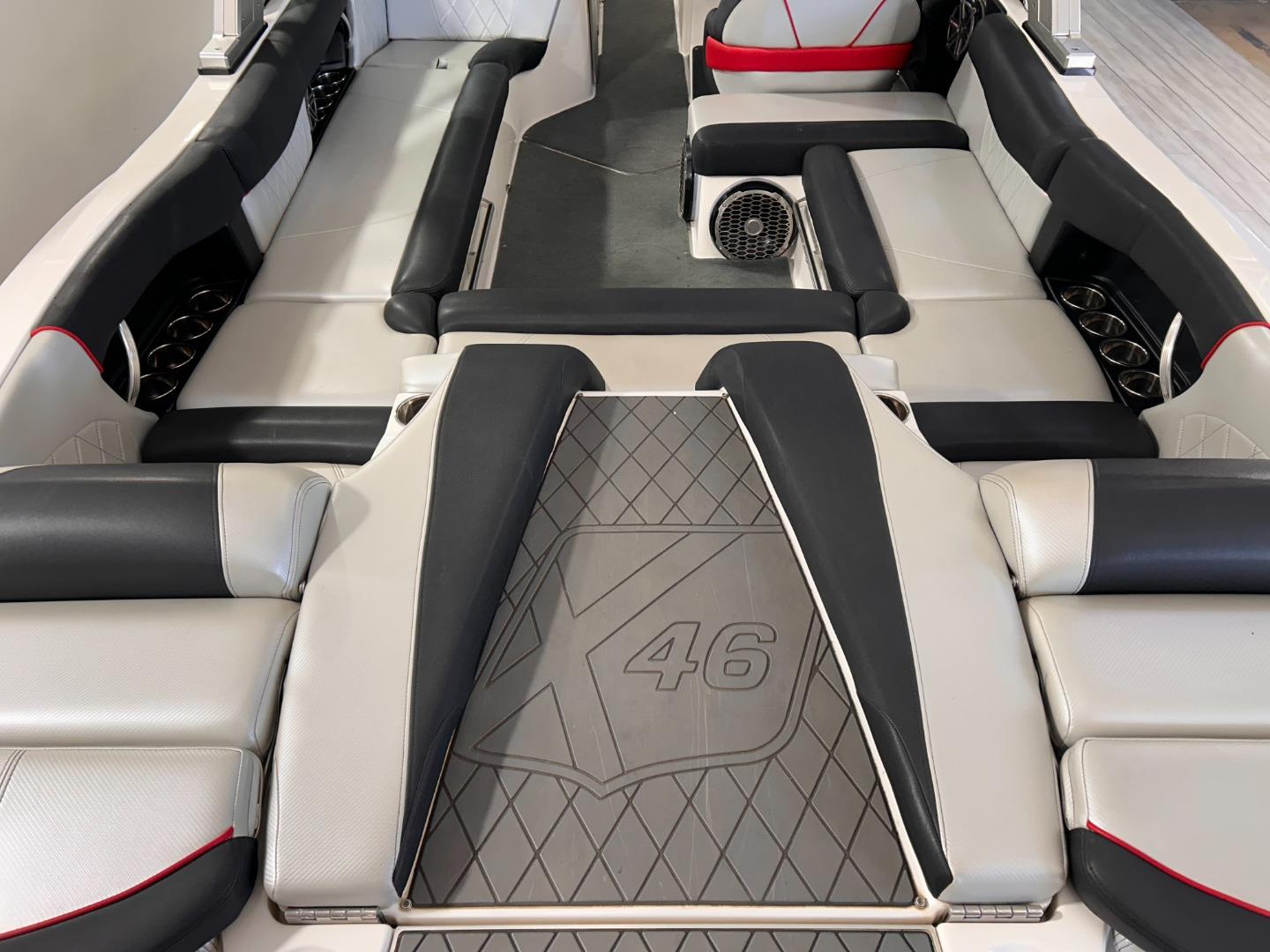 Mastercraft X46 Waterworld