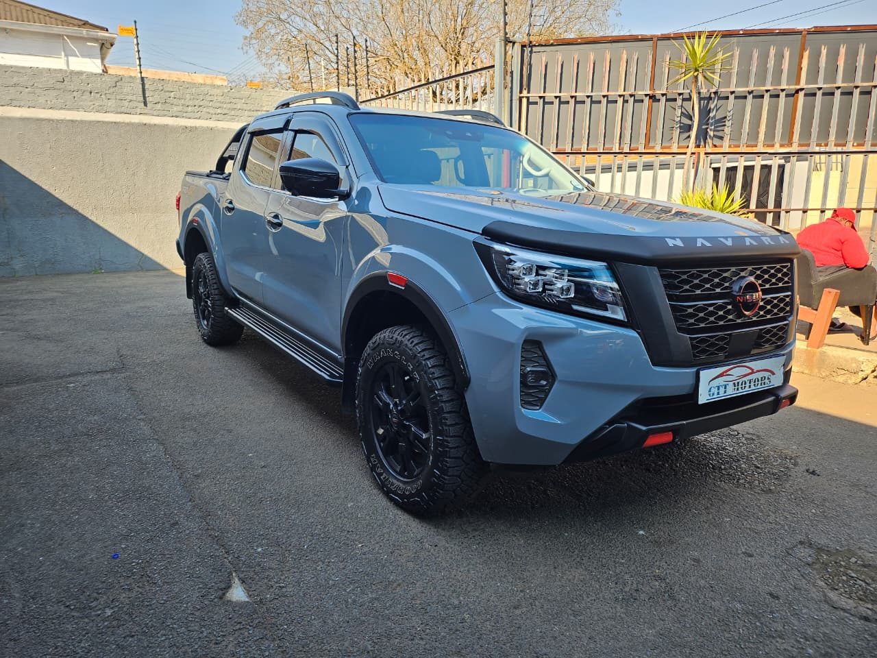 2022 Nissan Navara 2.5DDTi Double Cab PRO-4X 4x4 for sale