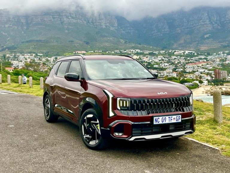The Kia Telluride influence is clear!