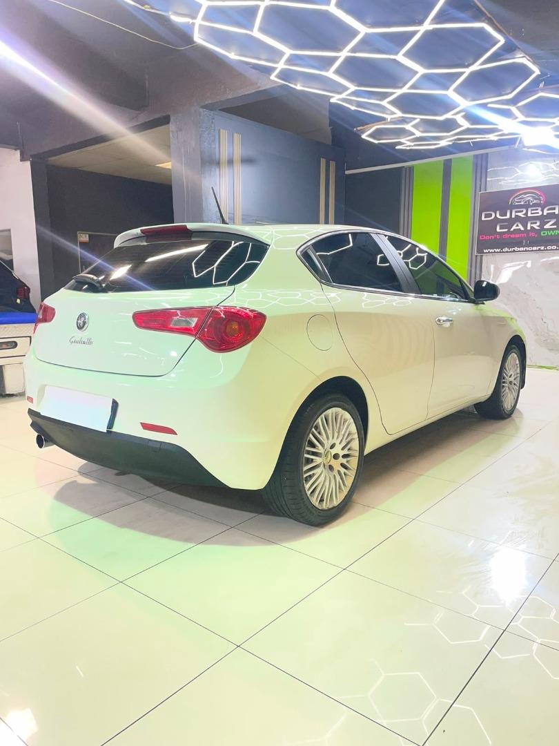 Alfa Romeo Giulietta 1.4TBi Distinctive Durban Carz