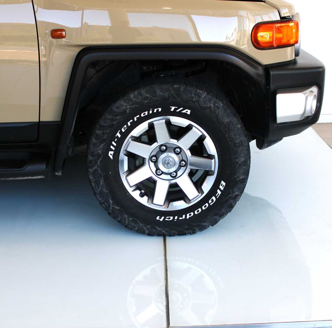 Toyota FJ Cruiser FJ Cruiser SMG BMW Century City