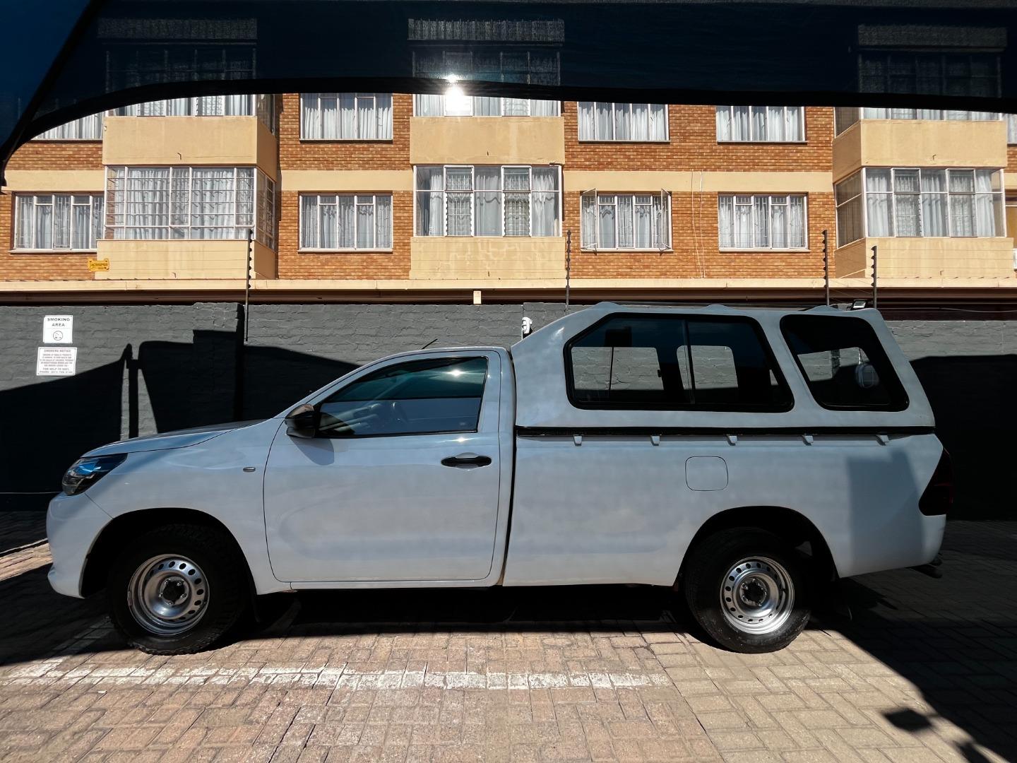 2017 Toyota Hilux 2.4GD (Aircon) for sale