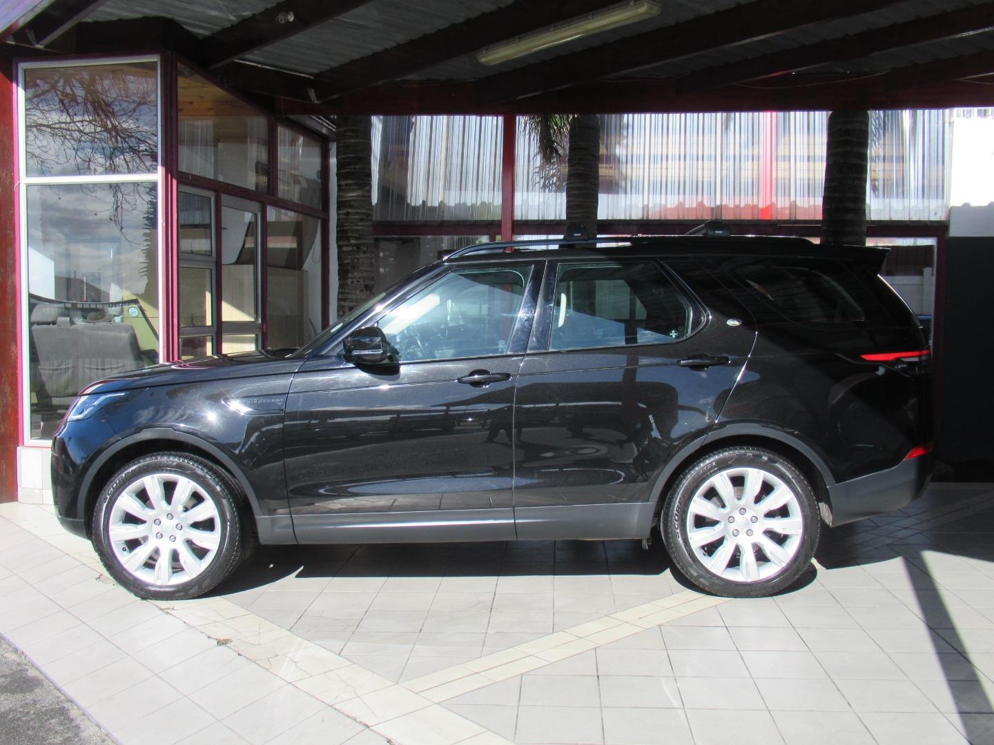 2017 Land Rover Discovery SE Td6
