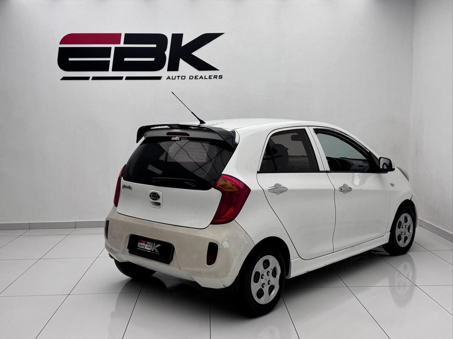 Kia Picanto 1.2 EX EBK Diagonal Street