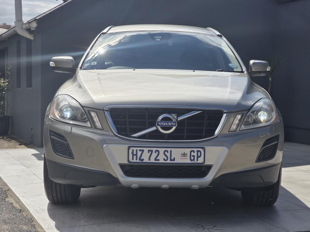 Volvo XC60 D3 Excel Green Dot Cars