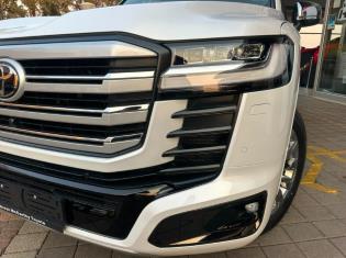 2026 Toyota Land Cruiser 300 3.5T HEV ZX for sale