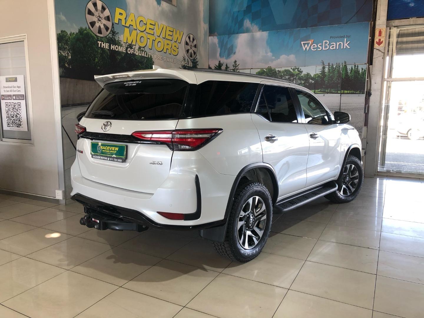 Toyota Fortuner 2.4GD-6 4x4 Raceview Motors