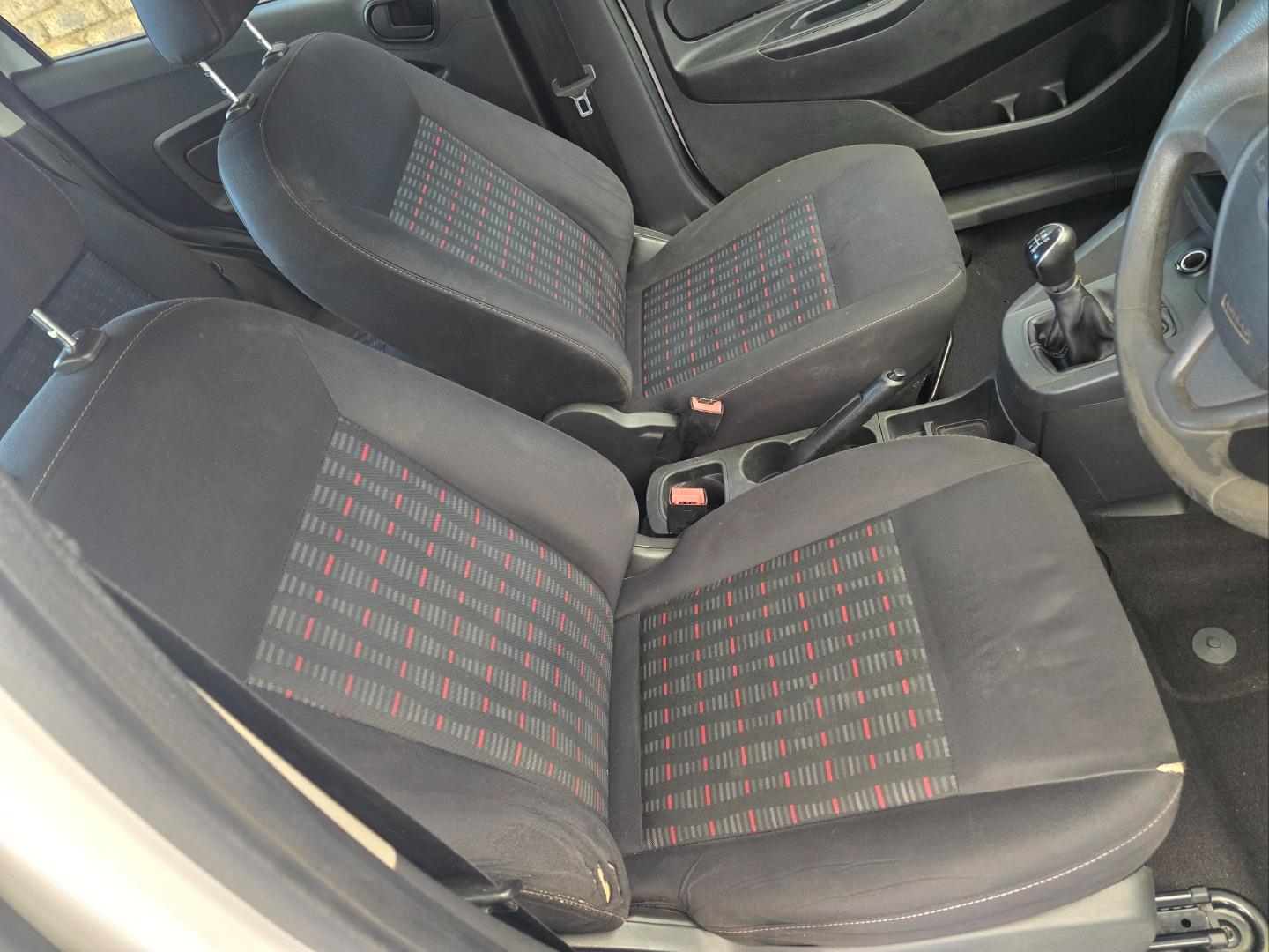 Ford Figo Sedan 1.5 Ambiente Motorcade CC