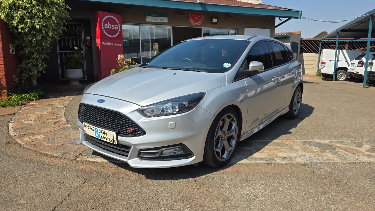 Ford Focus ST 3 Andre and Son Motors CC