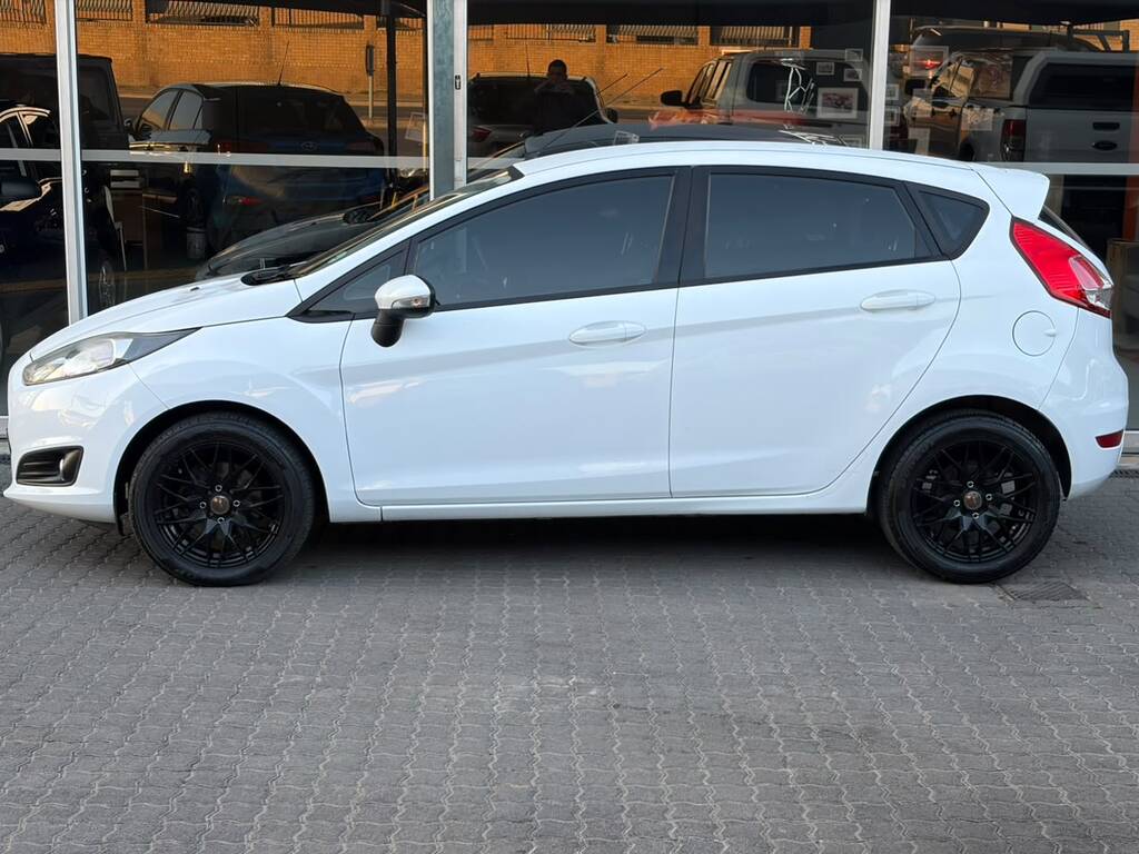 Ford Fiesta 5-Door 1.0T Trend Authentique Autos