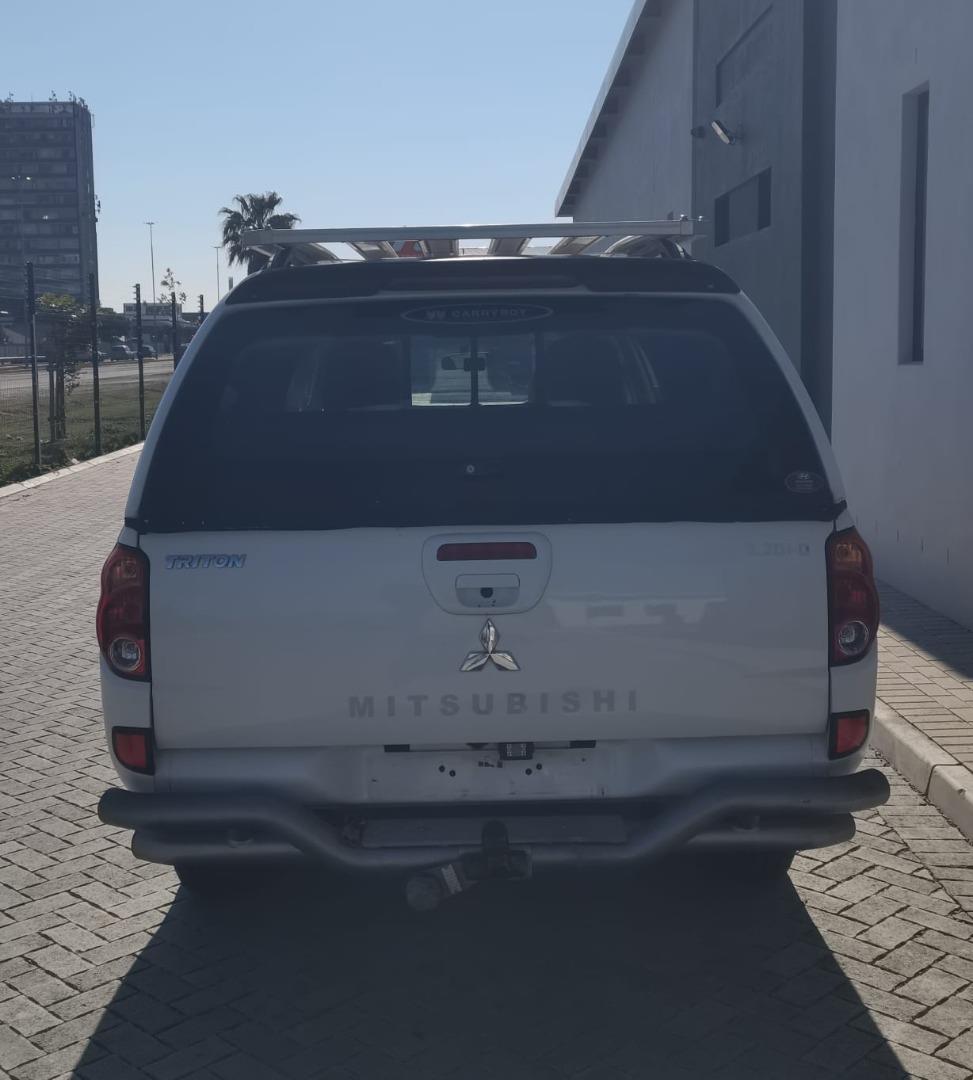 Mitsubishi Triton 3.2DI-D 4x4 Double Cab Auto Urban Auto