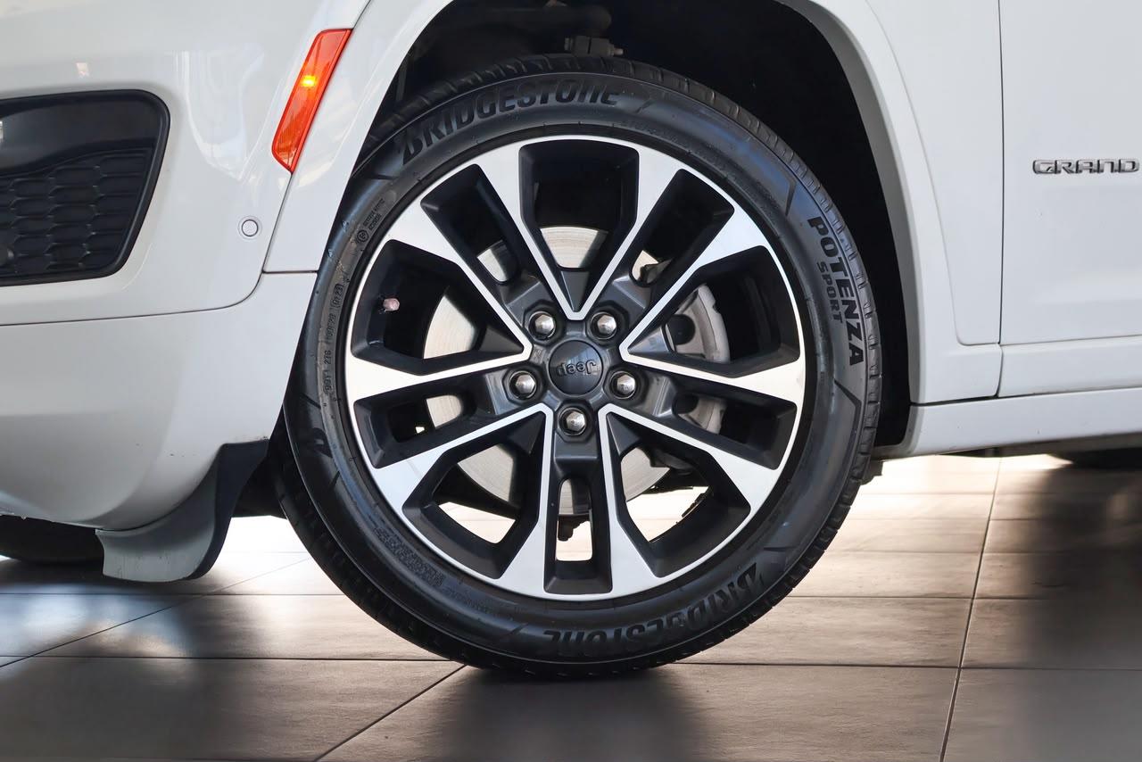 Jeep Grand Cherokee L 3.6 4x4 Overland Audi Centre Hatfield