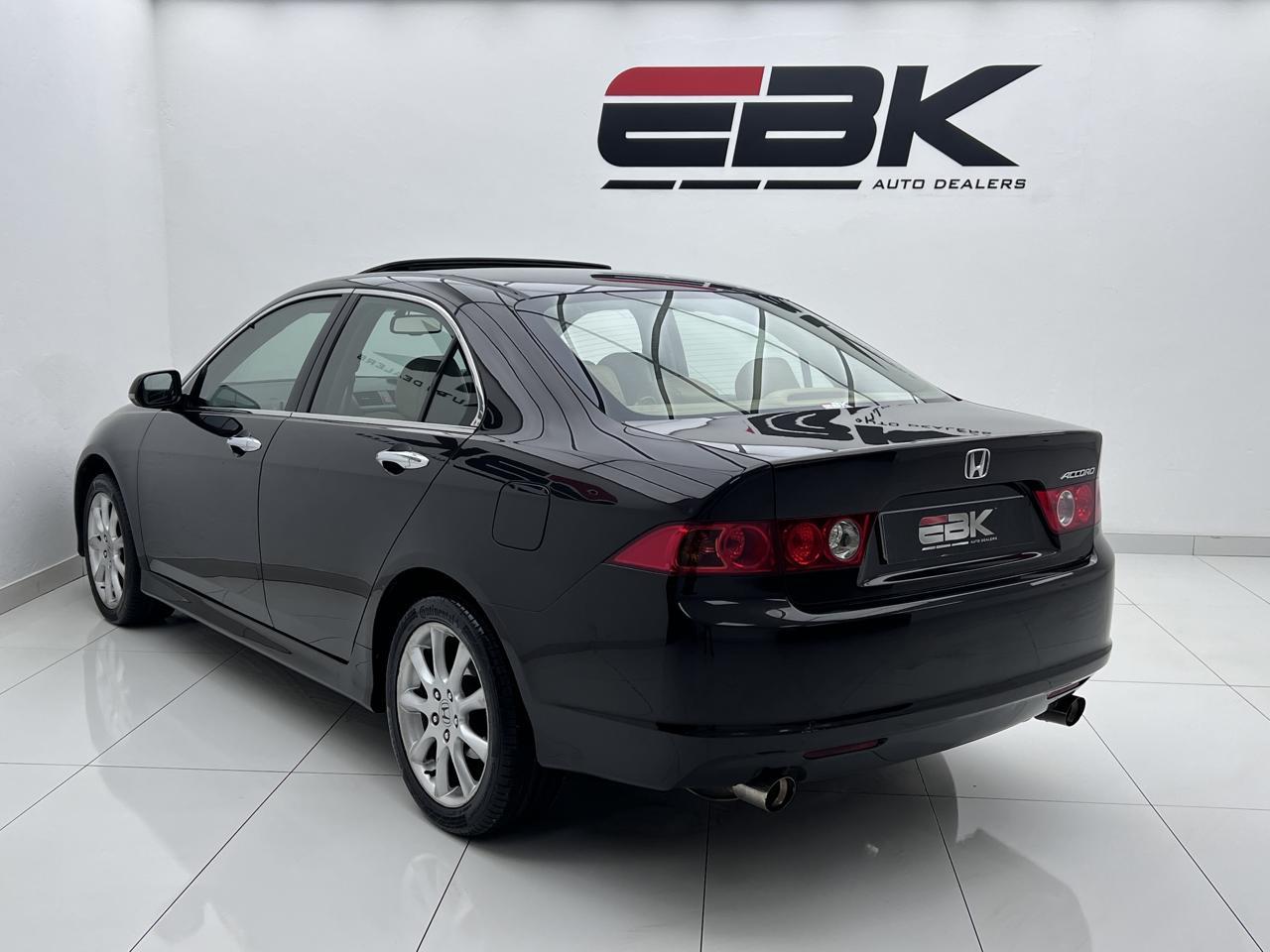 Honda Accord 2.4 Executive EBK Main Street