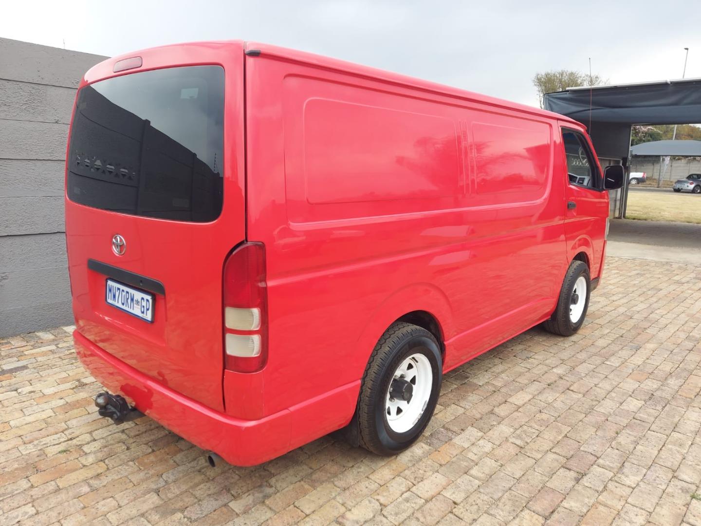Toyota Quantum 2.5D-4D Panel Van Phaalies Auto
